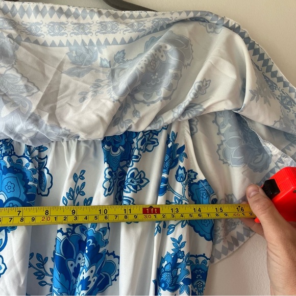 SHEIN Blue White Floral Off Shoulder Maxi Dress Size L Boho Tiered Ruffle Hem - Picture 9 of 11